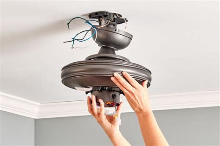 How much should I pay for ceiling fan installation